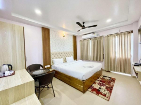 Hotel Optel Near Garden